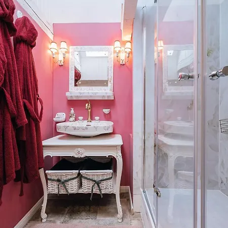 홈스테이 Idyllischer Bauernhof Mit Viel Charme