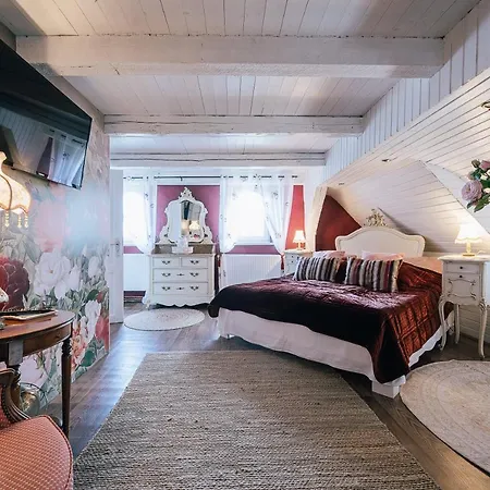 Idyllischer Bauernhof Mit Viel Charme 홈스테이